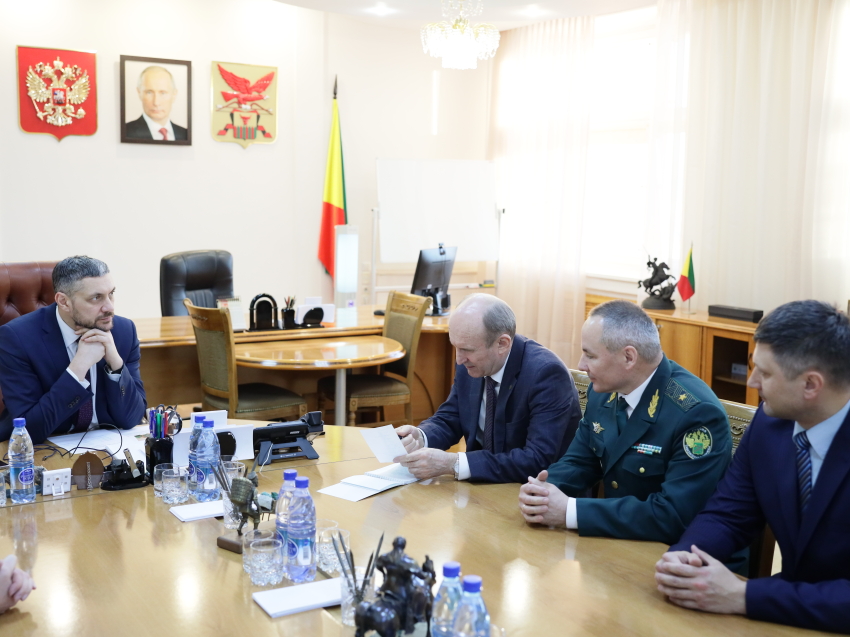 Александр Осипов обсудил с новым руководителем Читинской таможни приграничные процессы в новых экономических условиях